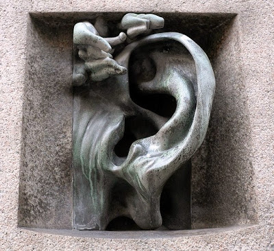 Ściany mają uszy…w Mediolanie