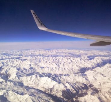 Zimowe Alpy z lotu ptaka